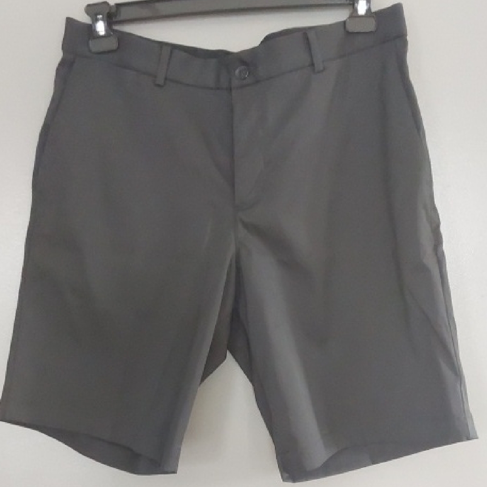 Nike Men's Dark Gray Flat Front Shorts Nike Golf